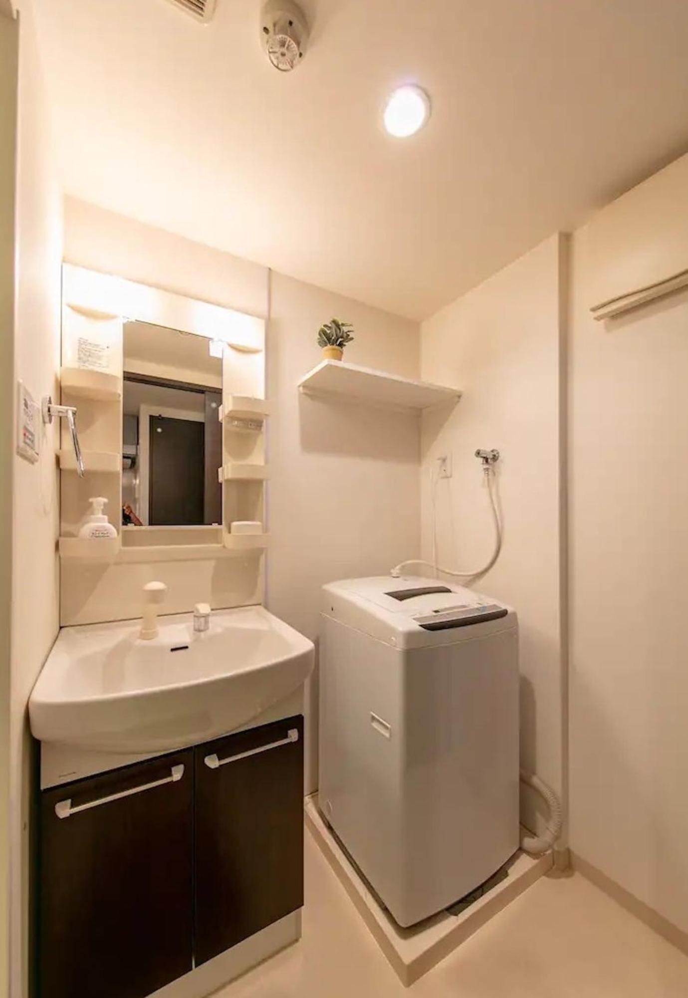 Eight Residence Осака Екстериор снимка